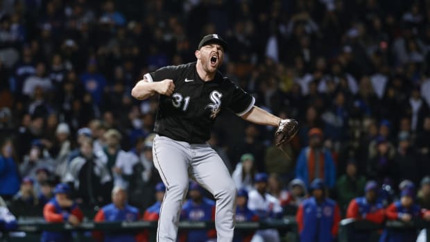 Chicago White Sox closer Liam Hendriks celebrates save
